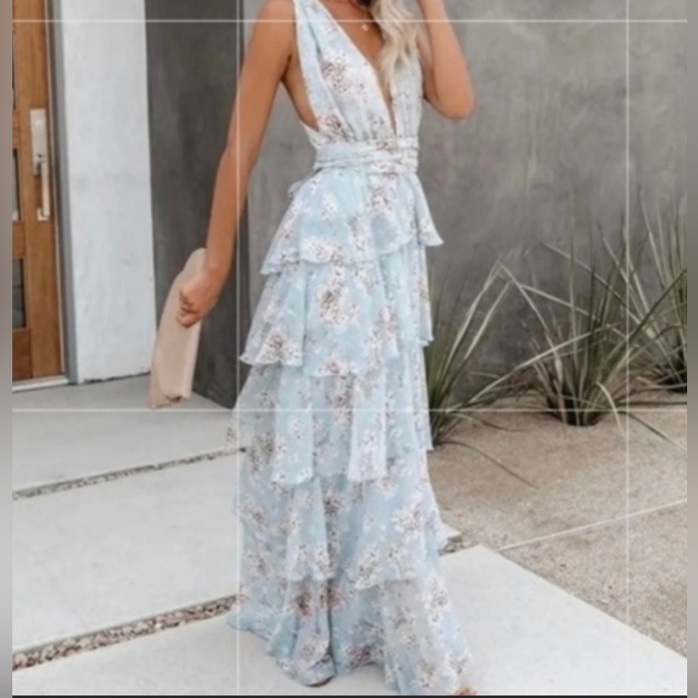 Aakaa Light Blue Floral Halter Tie Neck Tiered Maxi Dress Size Large NWT